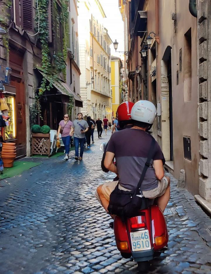 Narrow Roman streets seen during the tour
